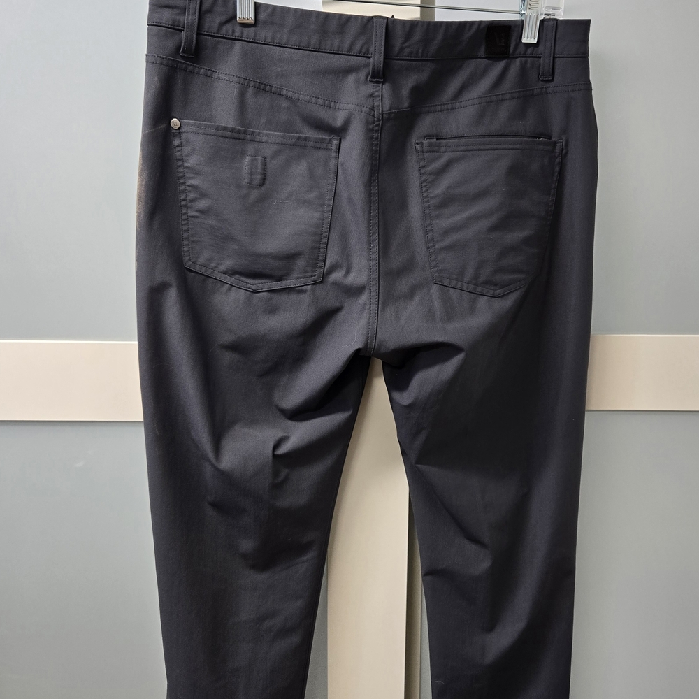 Vuori Men's Dark Gray Meta Pant - Picture 2 of 7